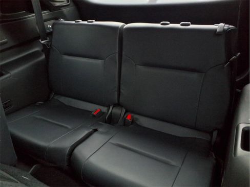 Used 2022 Mitsubishi Outlander SE image 15