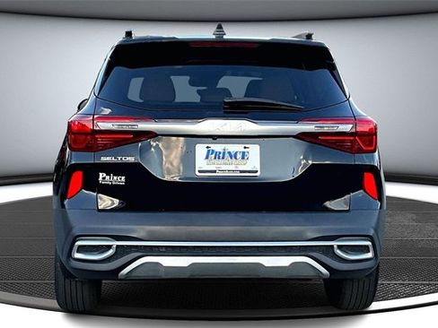 Used 2023 Kia Seltos EX image 5
