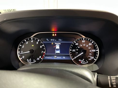 Used 2025 Nissan Frontier SV RWD image 14