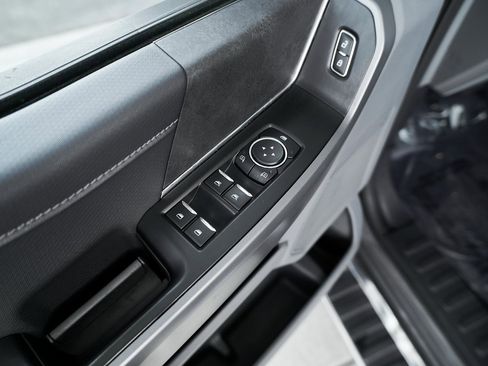 Used 2025 Ford F150 XLT w/ Equipment Group 301A Standard image 24