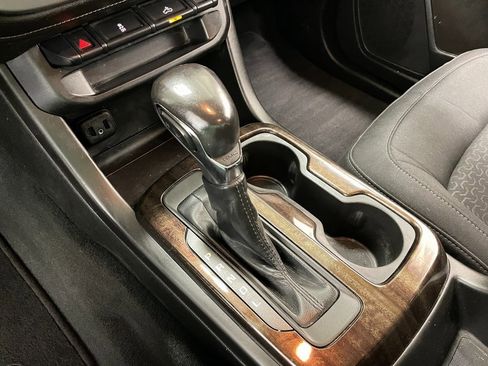 Certified 2022 GMC Canyon Elevation w/ Trailering Package image 32