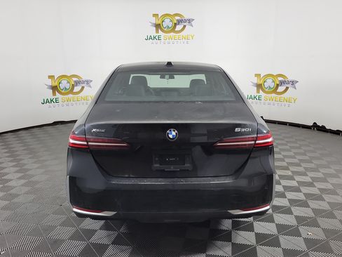 Certified 2026 BMW 530i xDrive AWD/4WD image 3
