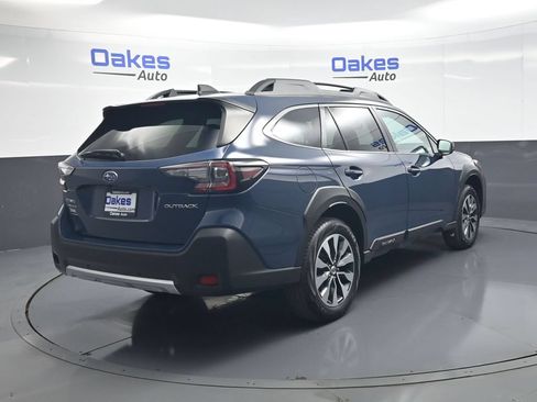 Used 2024 Subaru Outback Limited AWD/4WD image 8