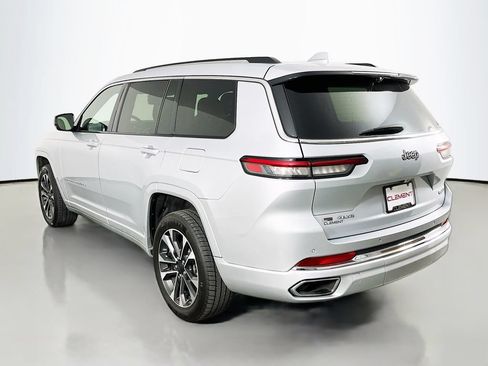 Used 2021 Jeep Grand Cherokee L Overland w/ Luxury Tech Group IV AWD/4WD image 9