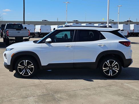 Used 2023 Chevrolet TrailBlazer LT w/ Convenience Package image 7