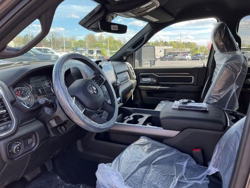 New 2026 RAM 2500 Big Horn AWD/4WD image 2