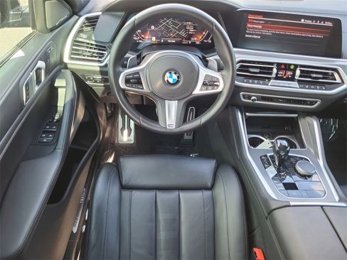 Used 2020 BMW X6 M50i w/ Executive Package image 28