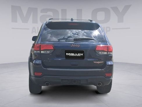 Used 2018 Jeep Grand Cherokee Trailhawk w/ Trailhawk Luxury Group AWD/4WD image 4