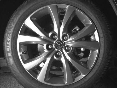 Used 2024 MAZDA CX-30 AWD 2.5 S w/ Premium Package image 16