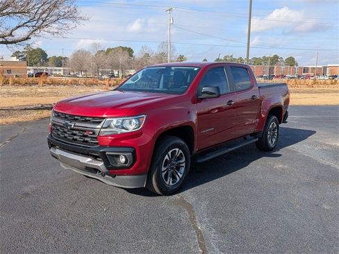 Used 2022 Chevrolet Colorado Z71 w/ Safety Package image 7