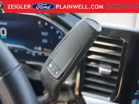 Used 2024 Chevrolet Silverado 1500 LT AWD/4WD image 25