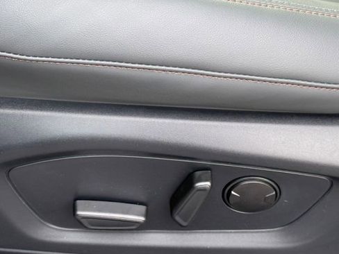 New 2026 Ford Explorer Active w/ Active Comfort Package image 13