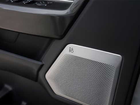 Used 2023 Ford F150 Lariat w/ Equipment Group 502A High image 27