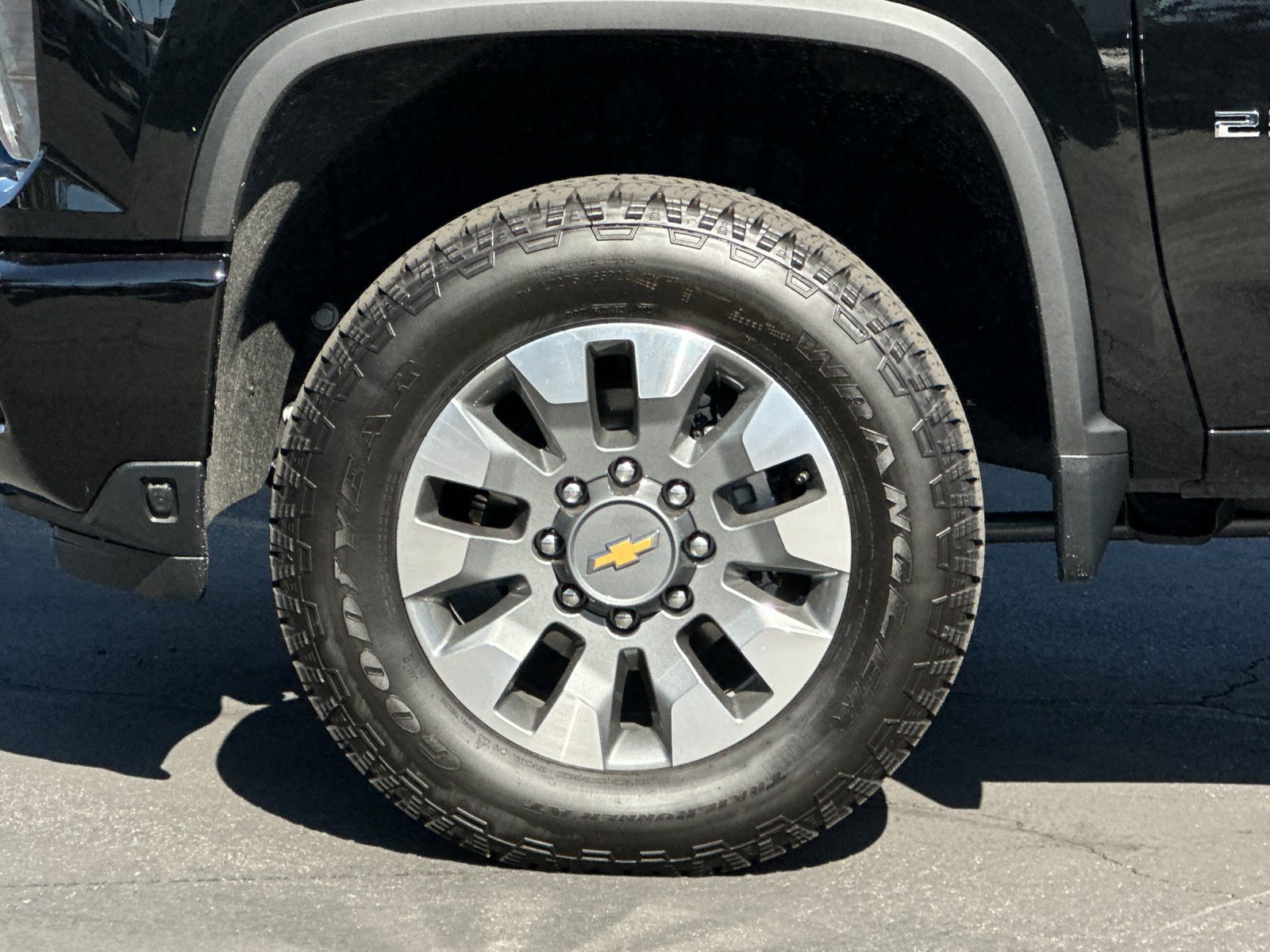 New 2026 Chevrolet Silverado 2500 Custom w/ Custom Value Package AWD/4WD image 25