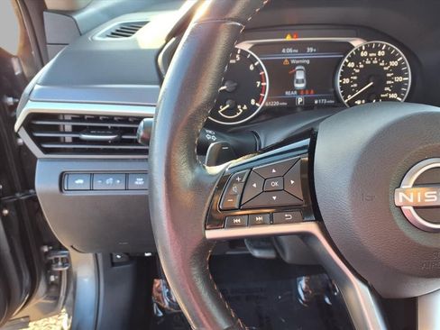 Used 2024 Nissan Altima 2.5 SR image 10