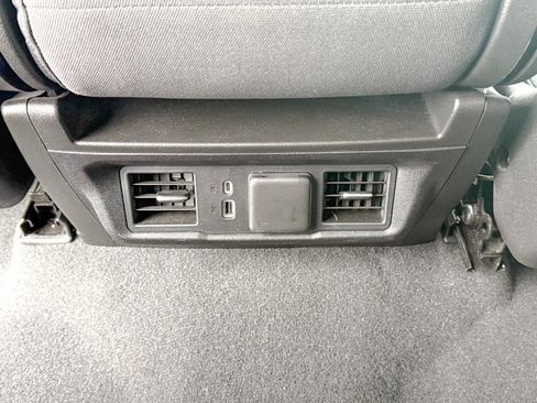 Certified 2023 Chevrolet Silverado 1500 LT image 22