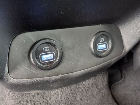 Used 2022 Hyundai Santa Fe SEL w/ Cargo Package image 16