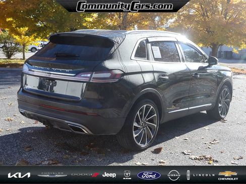 Certified 2022 Lincoln Nautilus Reserve w/ Equipment Group 202A image 7