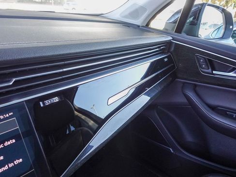 Used 2023 Audi Q7 3.0T Premium Plus image 27