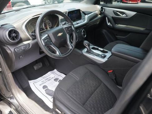 Used 2022 Chevrolet Blazer LT FWD image 8