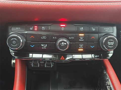 Used 2022 Dodge Durango SRT w/ Premium Interior Group image 28