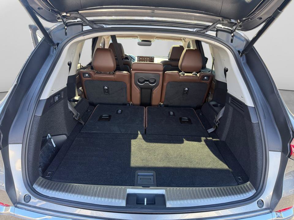 Used 2026 Acura MDX w/ Advance Package AWD/4WD image 15