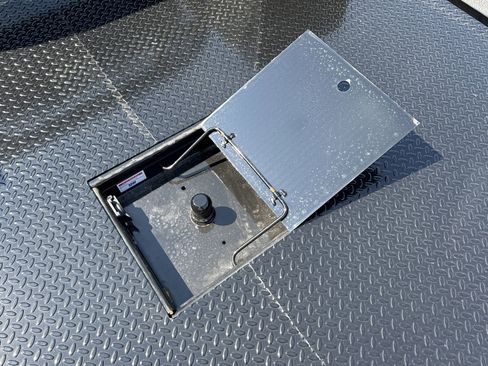 New 2025 Ford F550 4x4 SuperCab Super Duty image 27