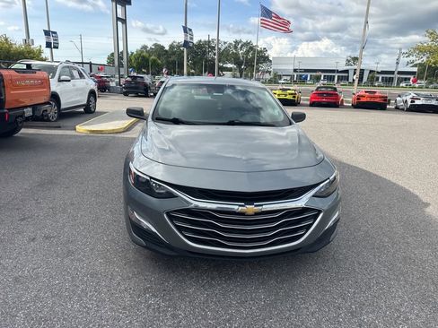 Used 2023 Chevrolet Malibu LS FWD image 2