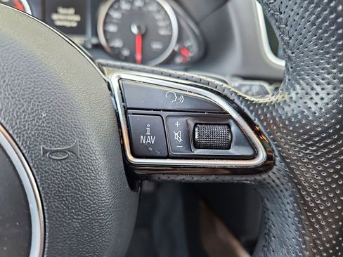 Used 2016 Audi Q5 3.0T Prestige w/ Prestige Package image 12