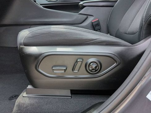 Used 2024 Jeep Grand Cherokee L Laredo RWD image 24