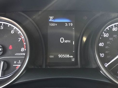 Used 2021 Toyota Camry SE FWD image 16