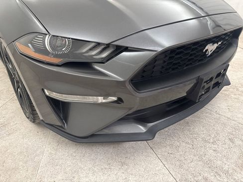 Used 2018 Ford Mustang Premium RWD image 17