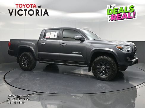Used 2023 Toyota Tacoma SR5 w/ Technology Package AWD/4WD image 1