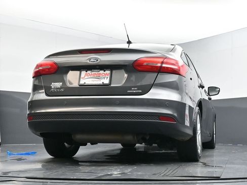 Used 2016 Ford Focus SE w/ Reverse Sensing Package image 42