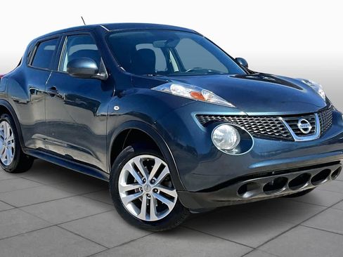 Used 2014 Nissan Juke SV image 3