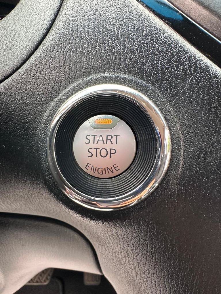 Used 2015 Nissan Pathfinder S FWD image 33