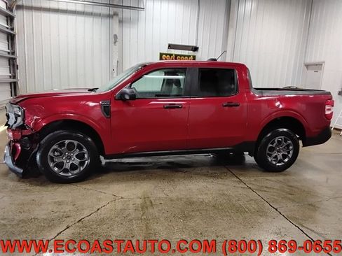Used 2025 Ford Maverick XLT w/ Equipment Group 302A AWD/4WD image 5