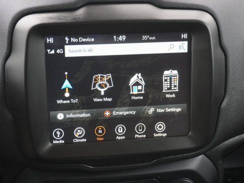Used 2022 Jeep Renegade Latitude AWD/4WD image 31