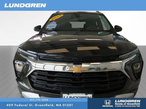 Used 2025 Chevrolet TrailBlazer LT AWD/4WD image 33
