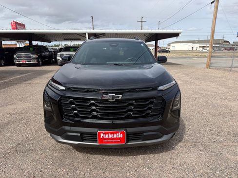 Used 2025 Chevrolet Equinox LT w/ Convenience Package II AWD/4WD image 2