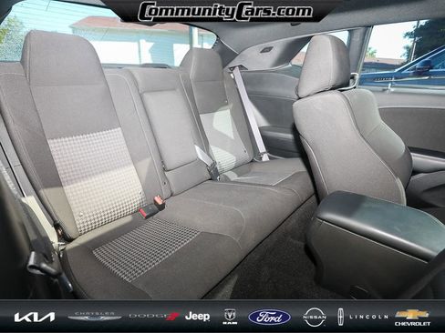 Used 2022 Dodge Challenger R/T Scat Pack w/ T/A Package image 24