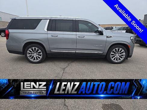 Used 2024 GMC Yukon XL Denali w/ Denali Reserve Package AWD/4WD image 1