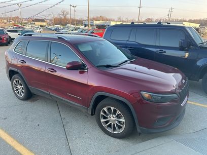 Used 2019 Jeep Cherokee Latitude Plus w/ Comfort/Convenience Group