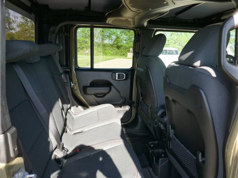 New 2026 Jeep Gladiator Mojave AWD/4WD image 15