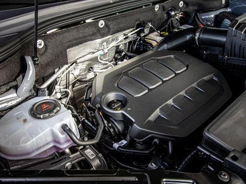 New 2026 Volkswagen Atlas SEL Premium R-Line image 23