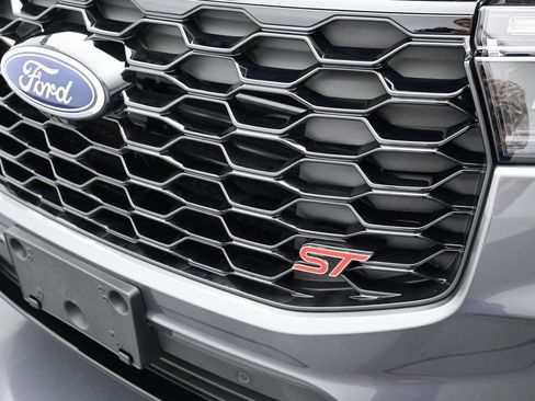 New 2026 Ford Explorer ST w/ Sun And Sound Package image 43