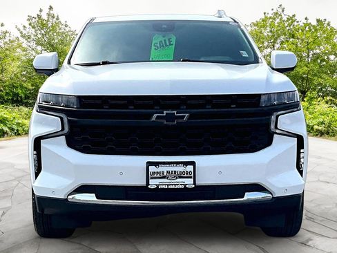 Used 2024 Chevrolet Tahoe LS image 3