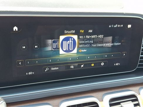 Used 2020 Mercedes-Benz GLS 580 4MATIC image 18