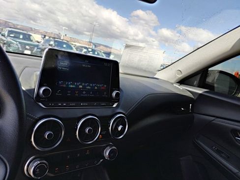 Used 2024 Nissan Sentra SV FWD image 15