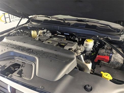 Used 2019 RAM 2500 Limited image 38